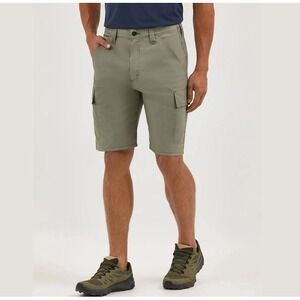 Wrangler ATG Men's Highland Cargo Short Dusty Olive Size 42